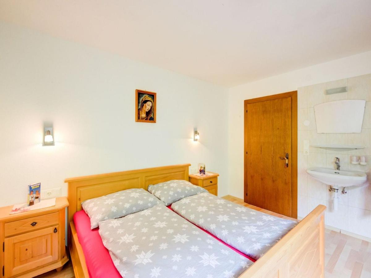 Scenic Apartment In Tirol With Garden คัลเทนบาค ภายนอก รูปภาพ